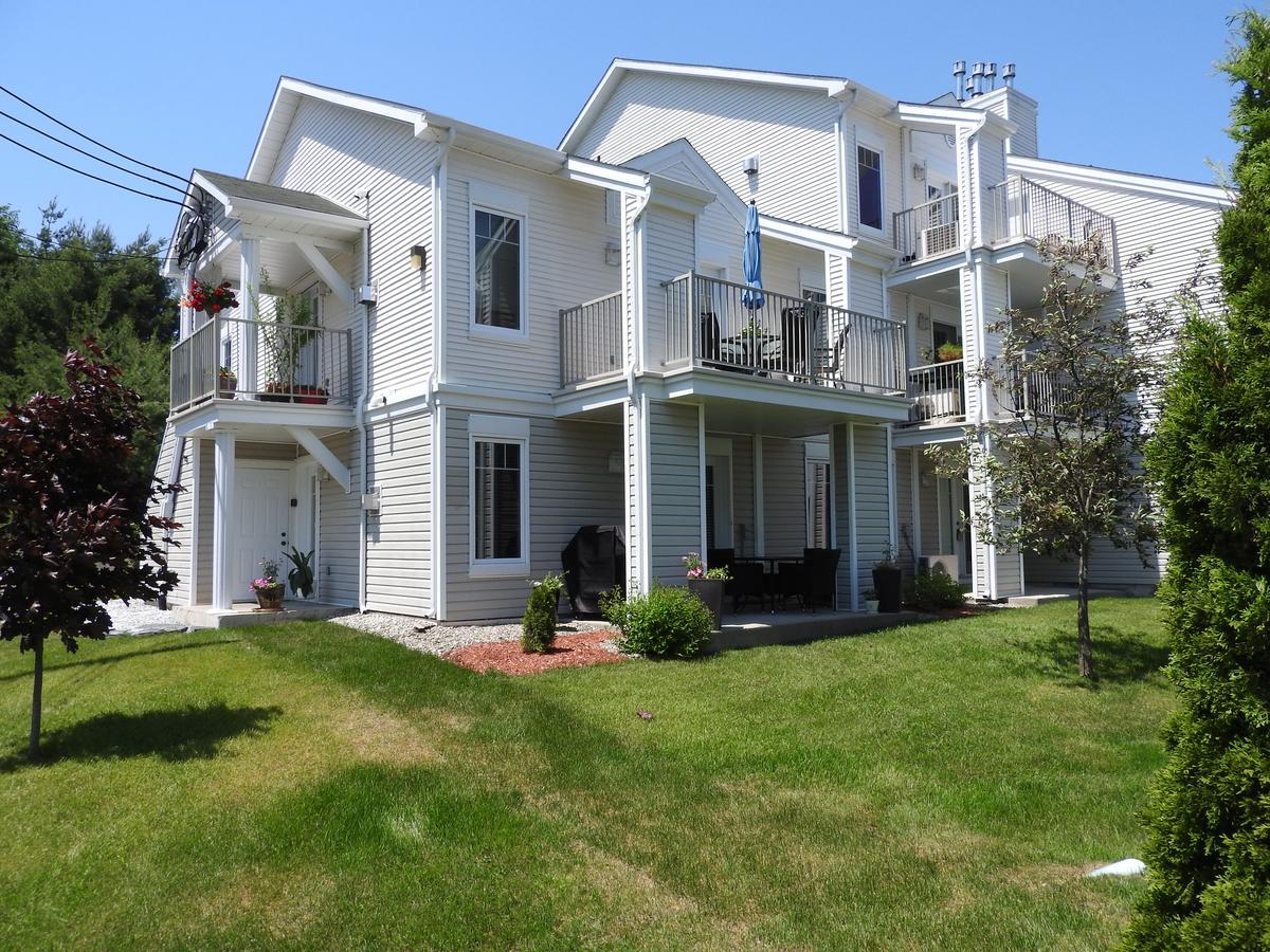 Condo Entre Ville/Nature Magog Exterior foto